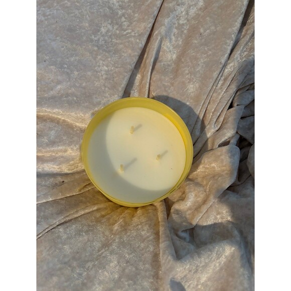 BBW sugared lemon zest candle - Picture 3 of 3